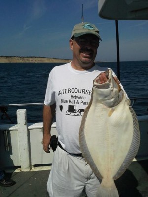 Bill Hawkins caught this 30"/9-pound fluke aboard the Gayle Francis near Block Island this week.