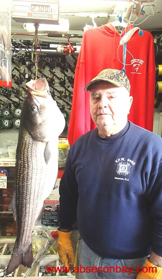 Captain Bill with a 27-pound surf-caught beauty. 