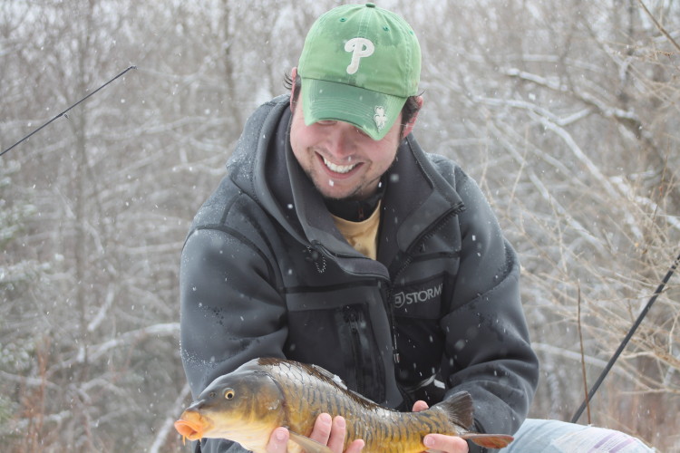 mirror-carp-snow