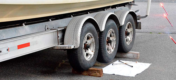 If you have a heavy boat and a trailer with two or more axles, you may find that most portable jacks won&rsquo;t get the job done for you.