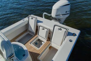 Jupiter 25 First Look: Jupiter 25 Bay - On The Water