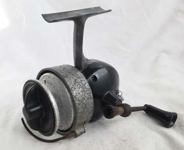 Vintage Antique Small Casting Fishing Reel Very Rare