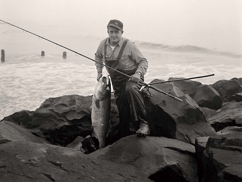 Vintage Penn Reels Salt Water Reel Catalog No 17 / Antique Fishing