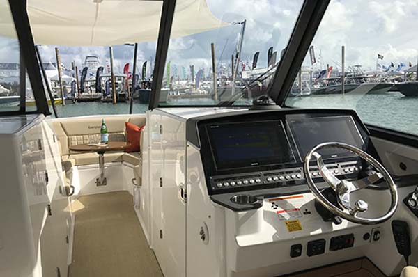 Everglades 340DC cockpit area