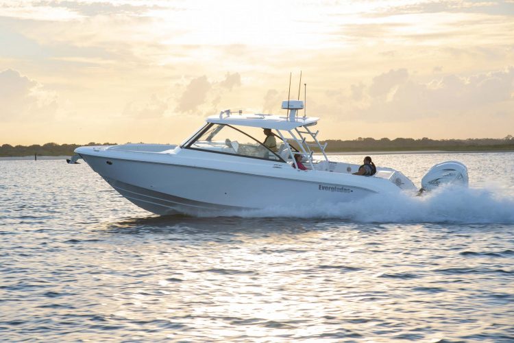 Everglades 340DC