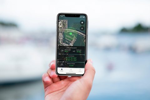 Simrad Announces BoatConnect Real-Time Monitoring