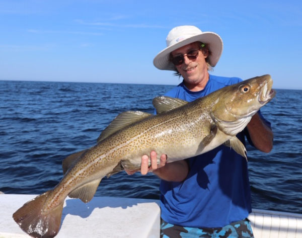 Mike &ldquo;Two-Flounder&rdquo; with a killer cod