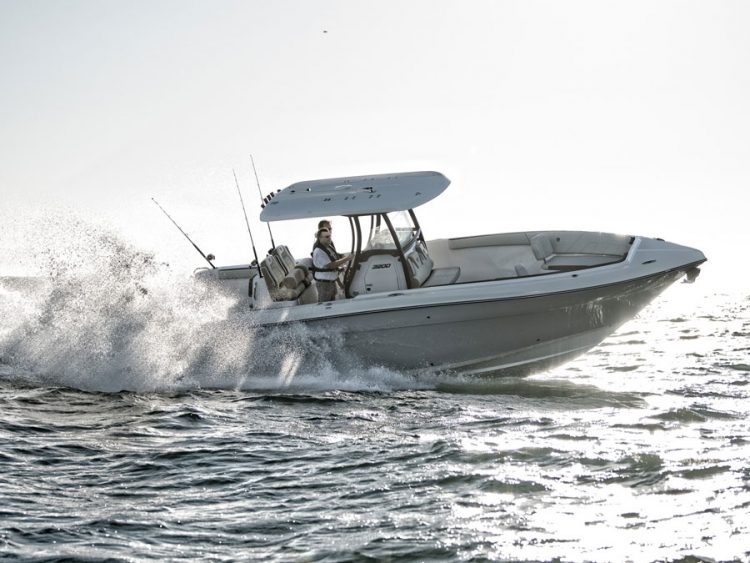 Century 3200 Center Console