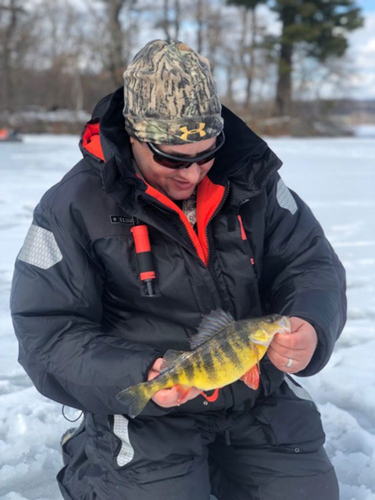perch on ice