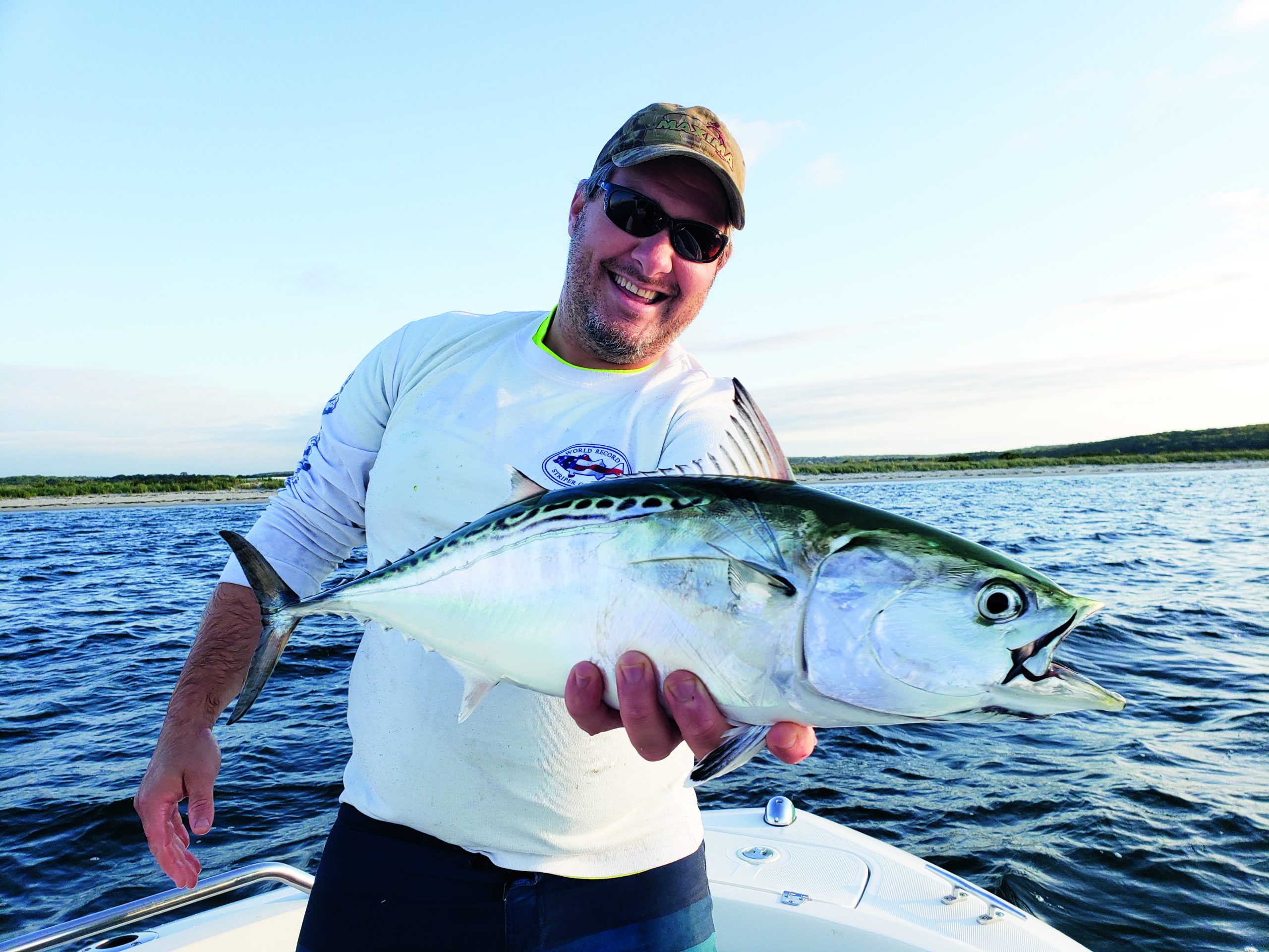 HOT SURF FISHING FOR ALBIES AND THICK STRIPER WADS 