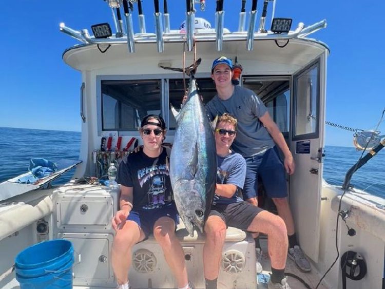 Adventureandcatch Charters