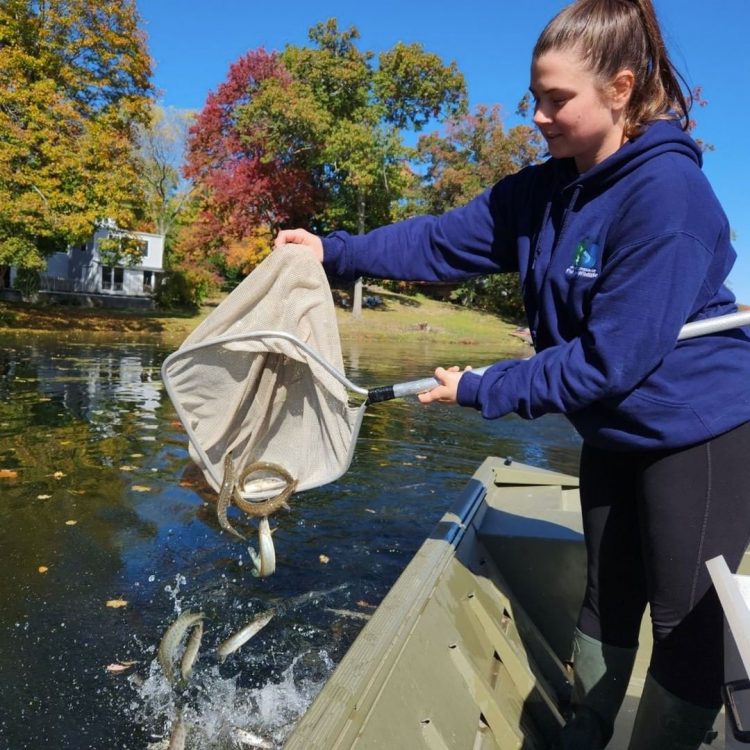 New Jersey Fish and Wildlife Completes Musky Stocking for 2022 On The