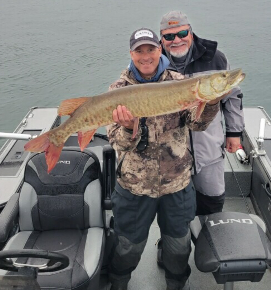 Ron Householder and Capt. Chris Cinelli with musky
