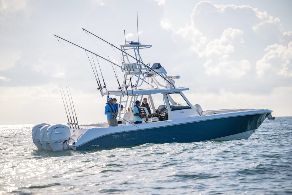 Everglades 367CX fishing
