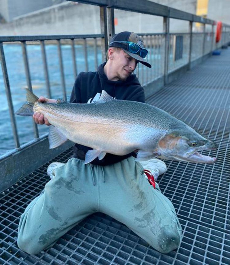 Gage Cunningham steelhead