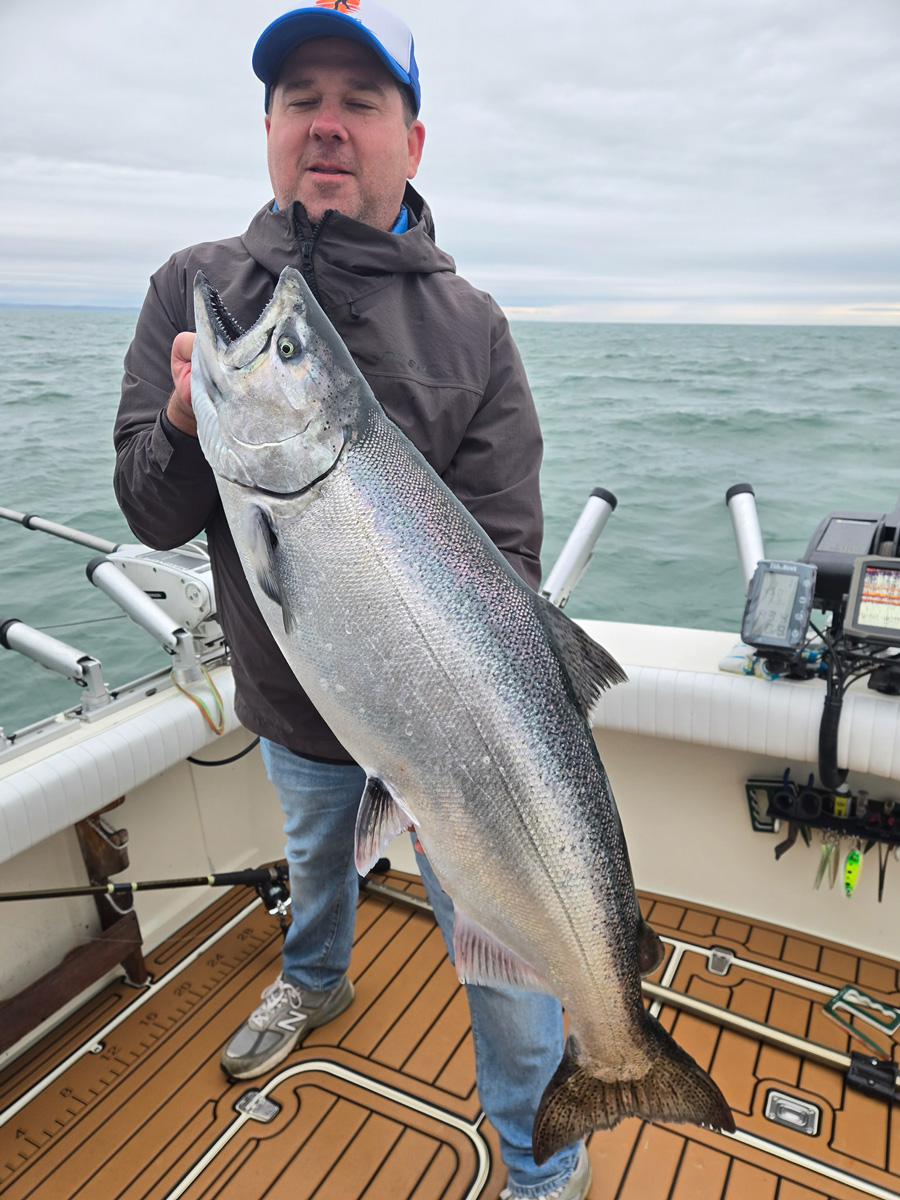 Jim Morrow with king slamon