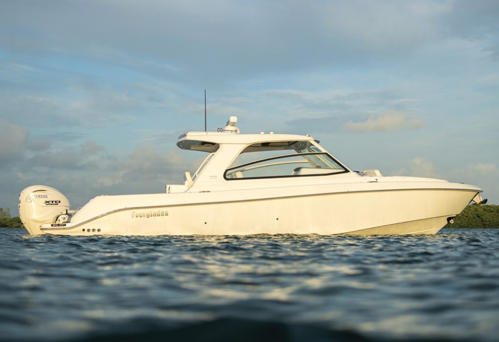 Everglades 367 CX