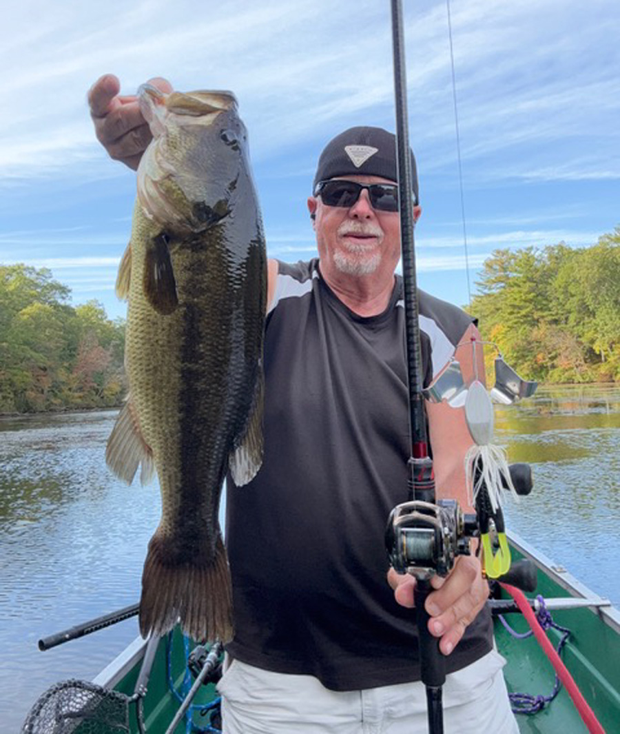 Dan Southwick with largemouth bass
