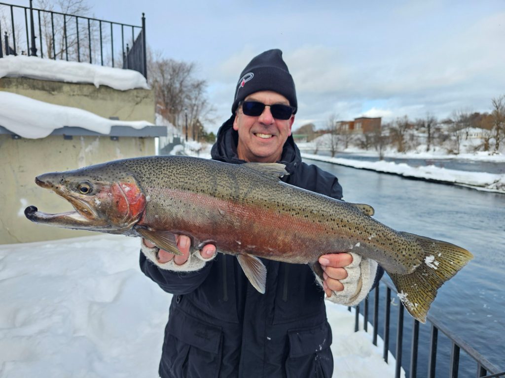 Troy, from Oregon, with a beauty Oswego steelhead