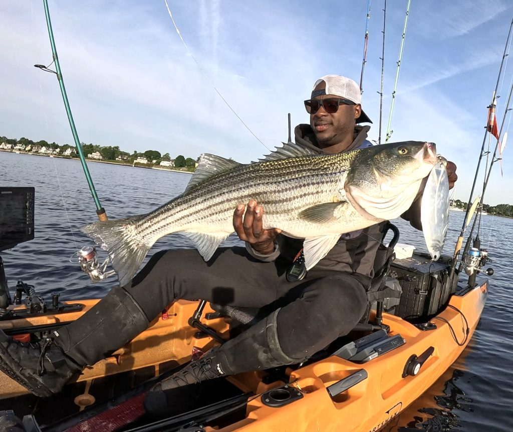 how to set up a kayak for striped bass fishing