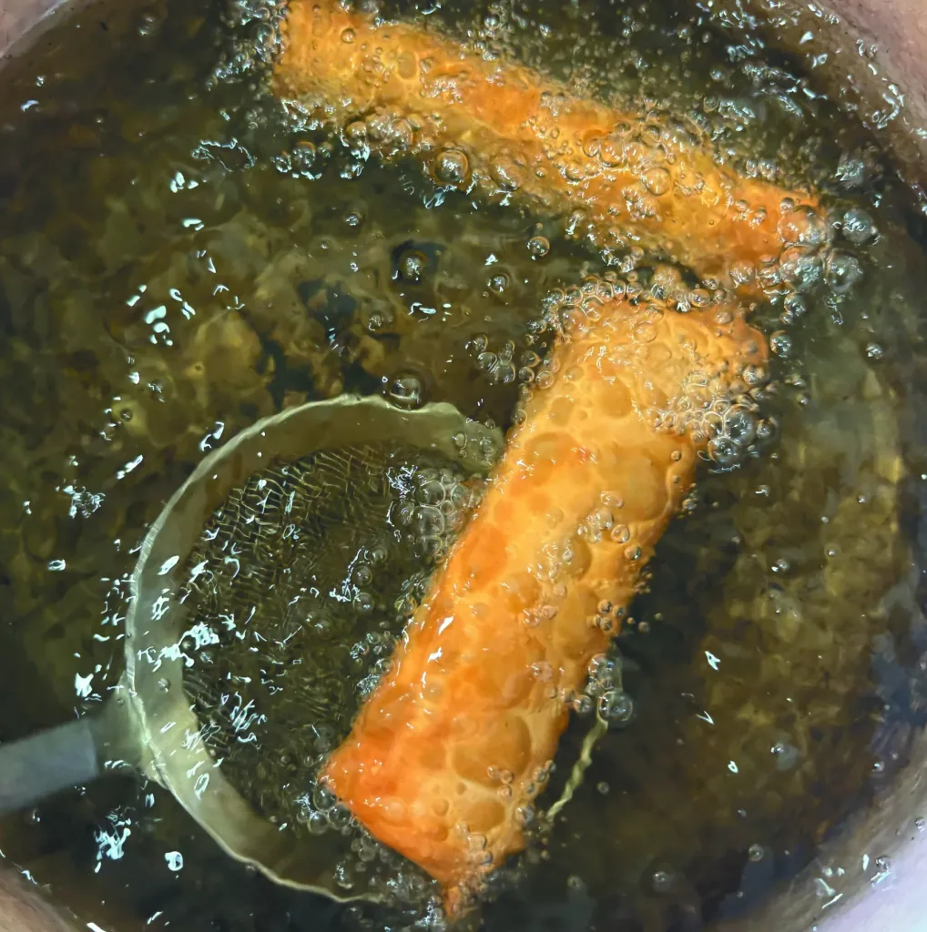 frying ahi tuna egg rolls
