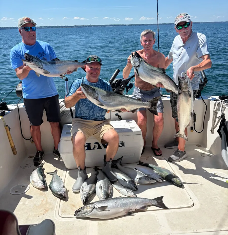 Marblehead, Ohio crew aboard the Hawg with Capt. Jim Gordon