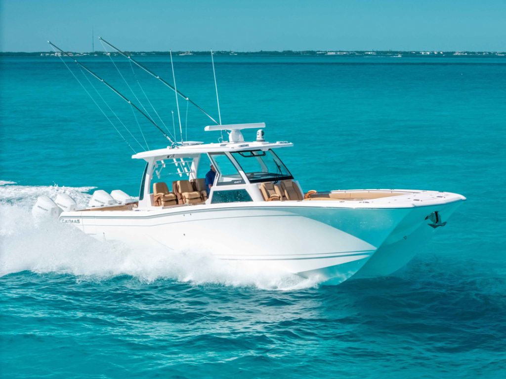 semi-asymmetric double-stepped hulls