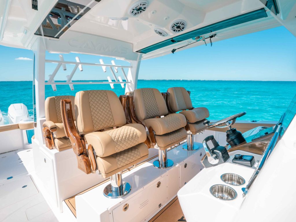 Caymus 44 CT helm seating
